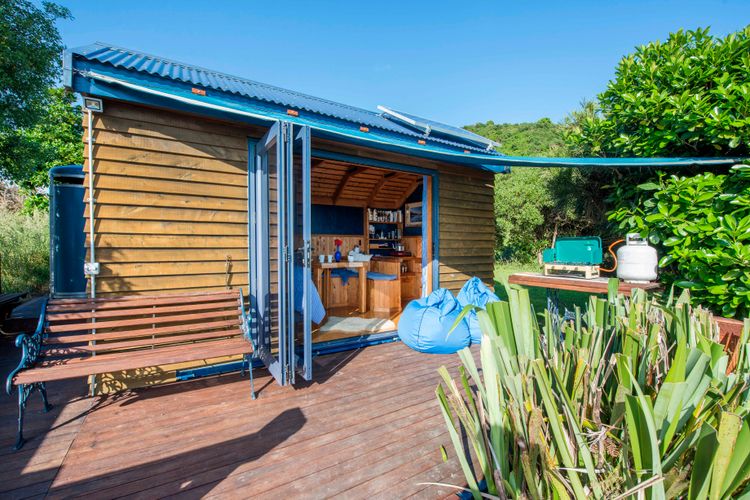 Passage Hut Pepin Island