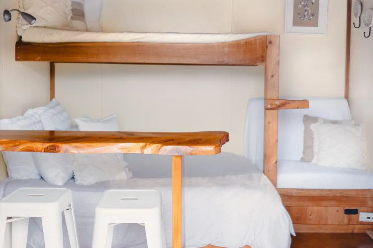 Rocky Point Hut Pepin Island