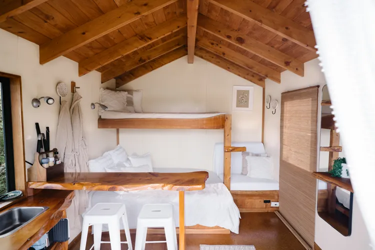 Rocky Point Hut Pepin Island