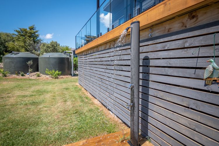 Piwakawaka Haven in Pohara