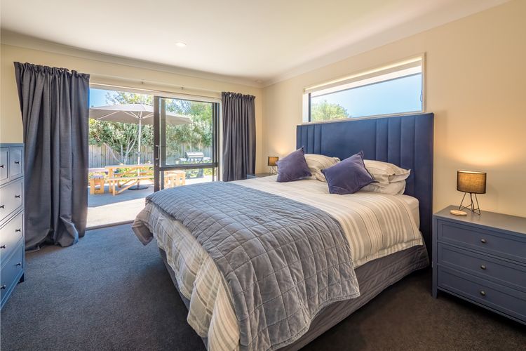 The Right Spot Mapua