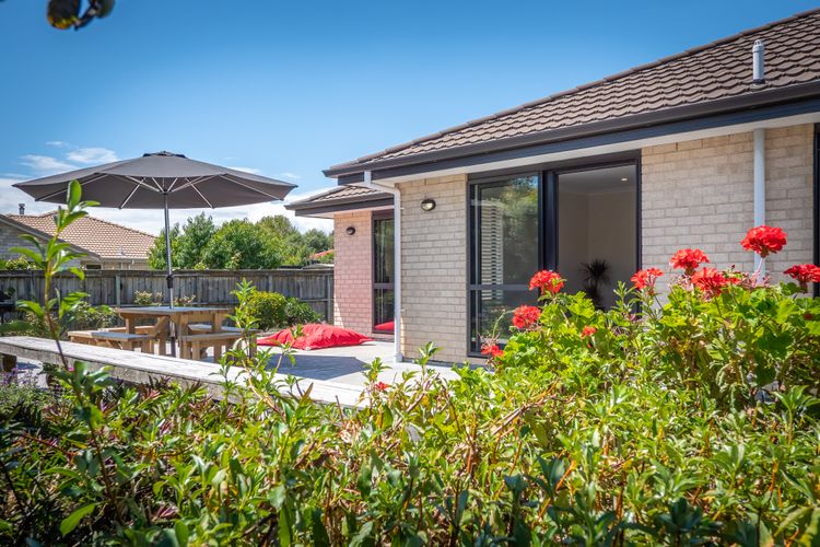 The Right Spot Mapua