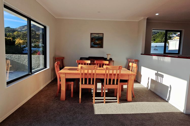 Family Fun on Queen St