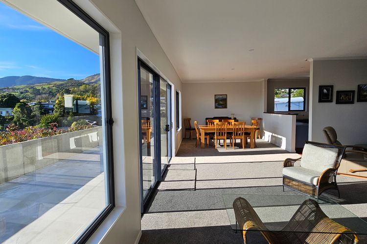 Family Fun on Queen St