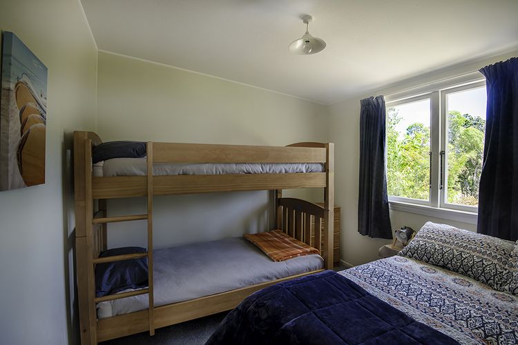 Helme Holiday Bottom Bach