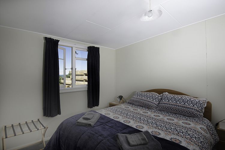 Helme Holiday Bottom Bach