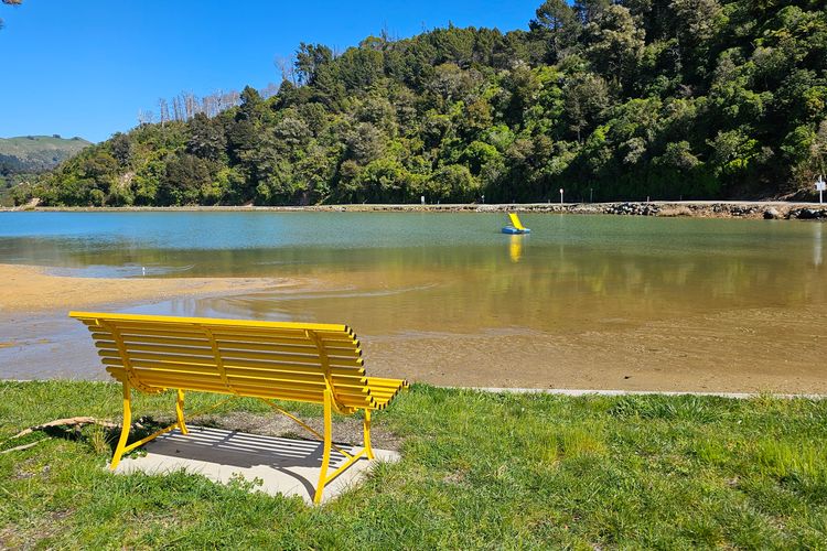 Fale Va’a in Marahau