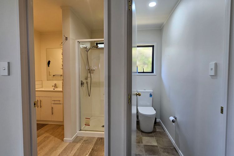 Fale Va’a in Marahau