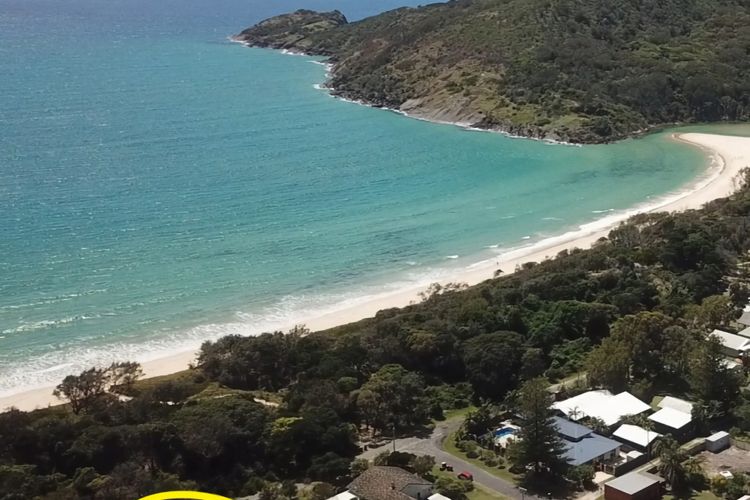 Beach Break at Hat Head