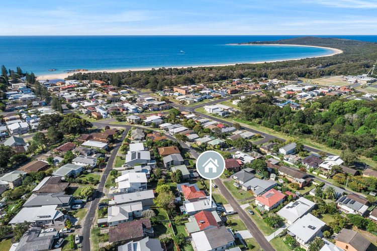 Pelican Pad South West Rocks