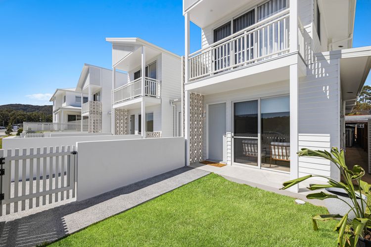 Villa Serene | Contemporary Coastal Escape