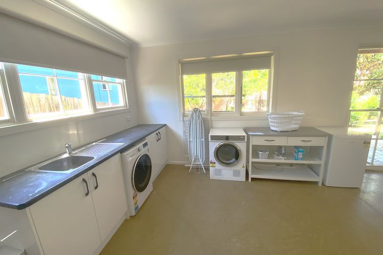 Laundry/lounge