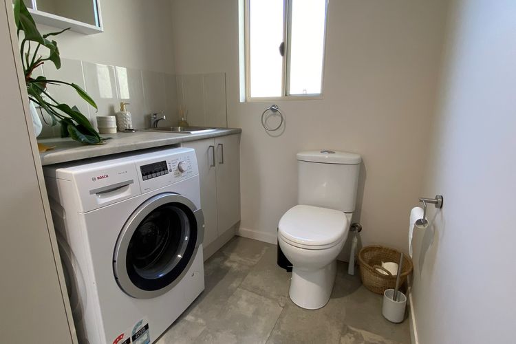 Laundry.Bathroom