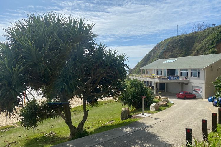 Main Beach Surf Club