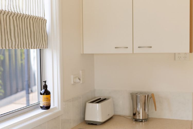 Downstairs Kitchenette