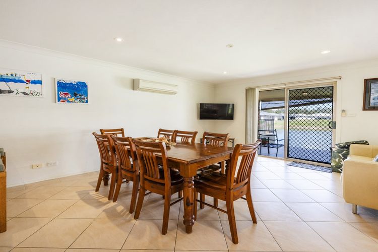 Taine Court