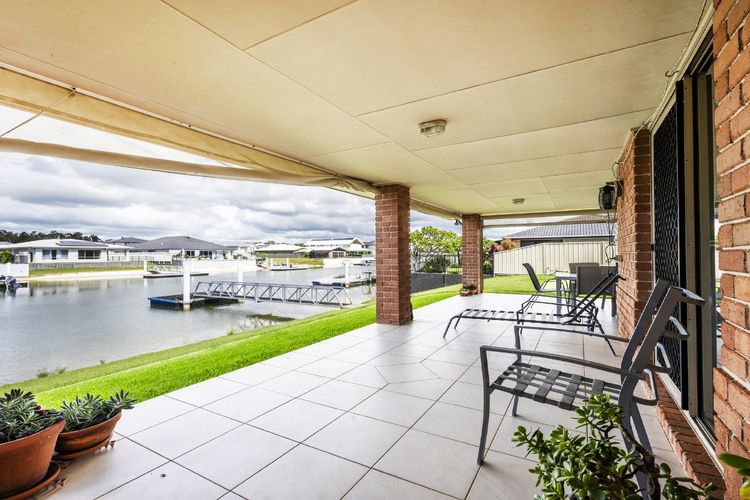 Taine Court