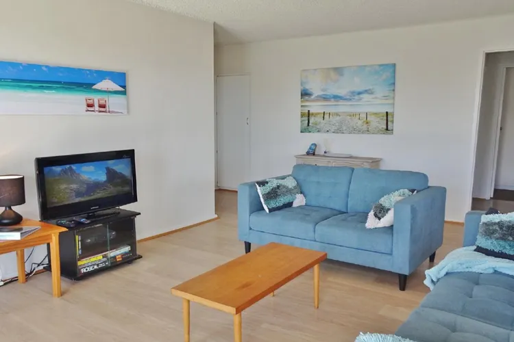 Banksia Court 4