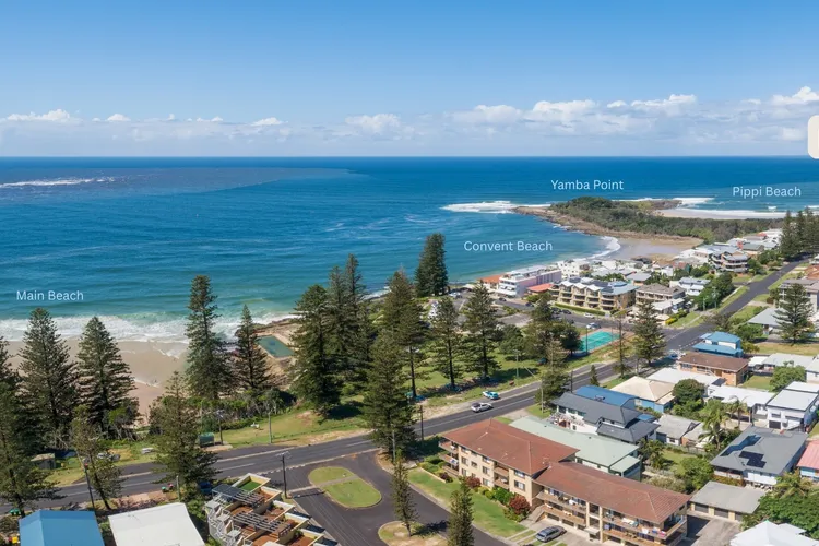 Banksia Court 4