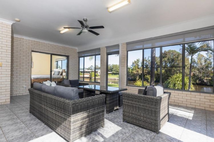 Newport Retreat