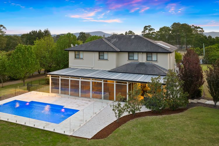 Luxury 7 bedroom Estate Hunter Manor Located in Central Hunter Valley