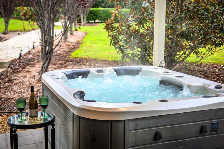 Luxury 7 bedroom Estate Hunter Manor Located in Central Hunter Valley