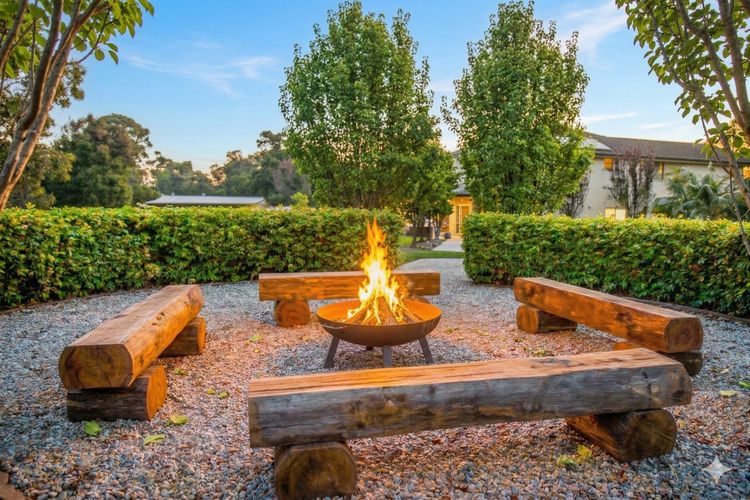 Luxury Hunter Valley Manor Estate Located in Central Hunter Valley