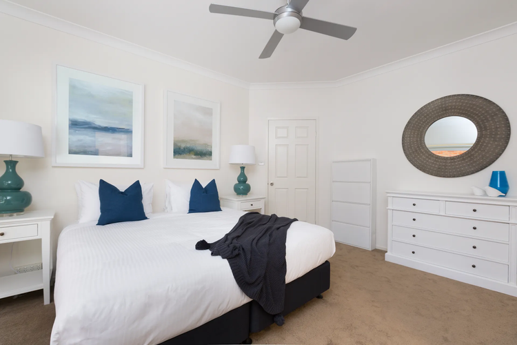 Amelia Rose Homestead with Private Pool walk to Lovedale Chapel!