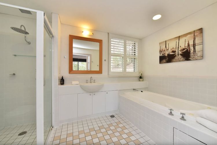 Private 1bdr Villa Burgundy located within Cypress Lakes Resort