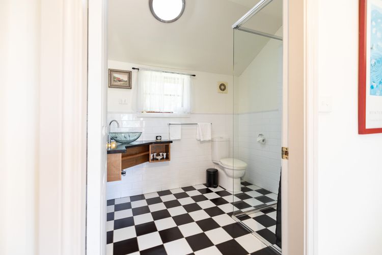 Petersons Wines Dairy Cottage