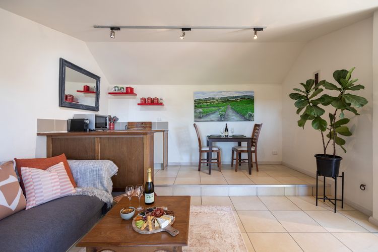 Petersons Wines Dairy Cottage