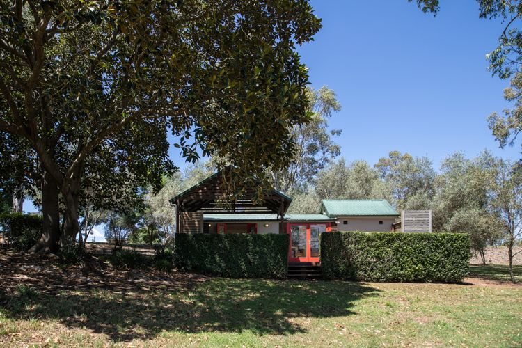 Petersons Wines Dairy Cottage