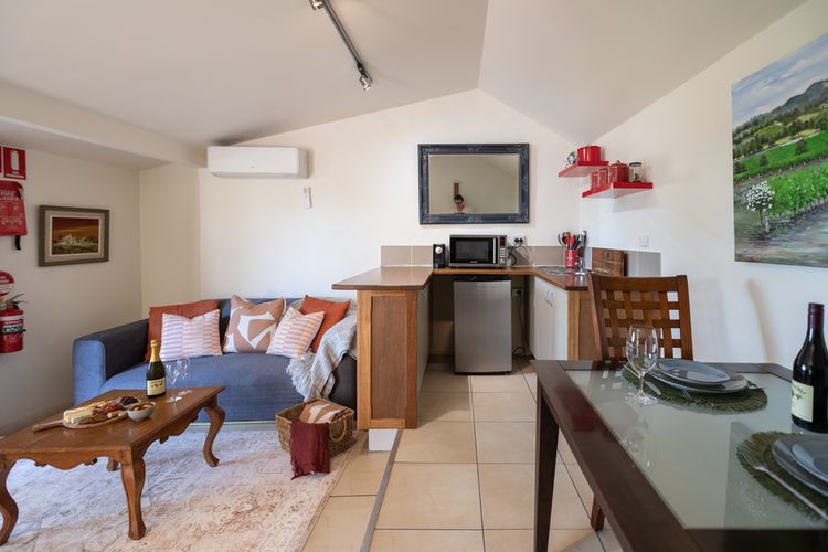 Petersons Wines Dairy Cottage