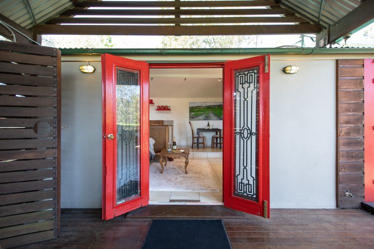 Petersons Wines Dairy Cottage