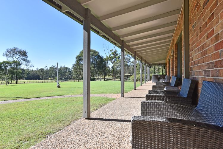 Blaxlands Kangaroo Homestead with Hot Tub walk to Concerts and Wineries