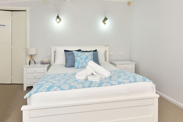 Blaxlands Kangaroo Homestead with Hot Tub walk to Concerts and Wineries