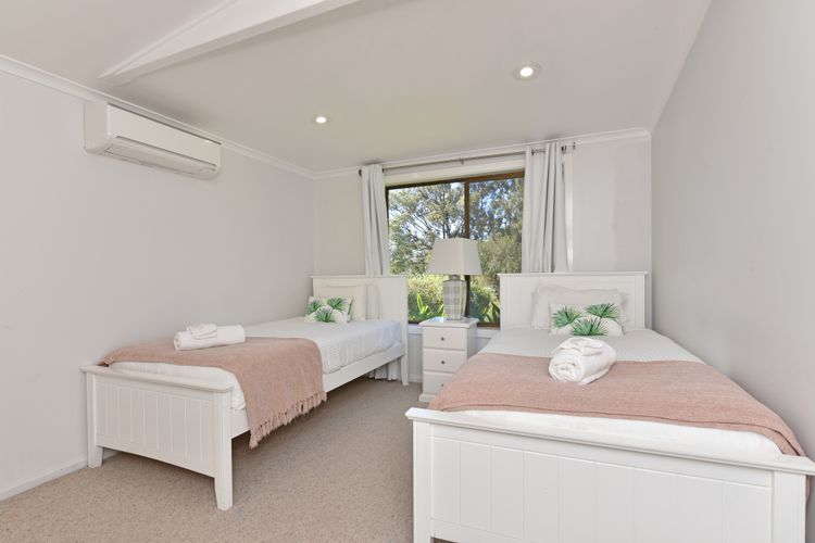Blaxlands Kangaroo Homestead with Hot Tub walk to Concerts and Wineries