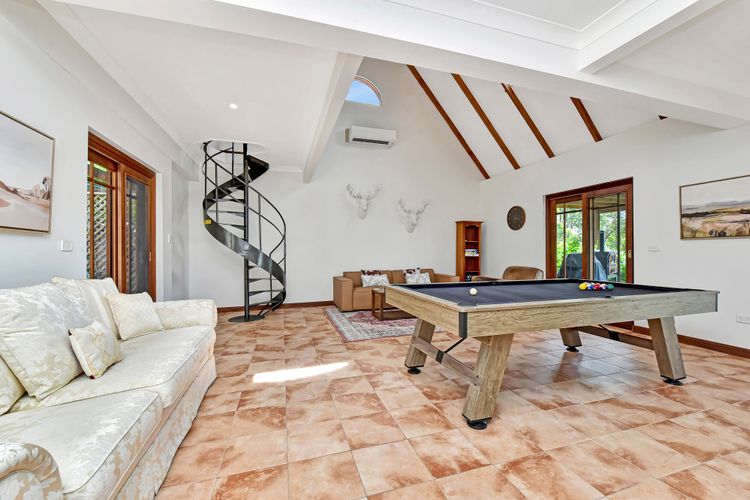 Standen Manor, Hunter Valley — Country Estate & Stables