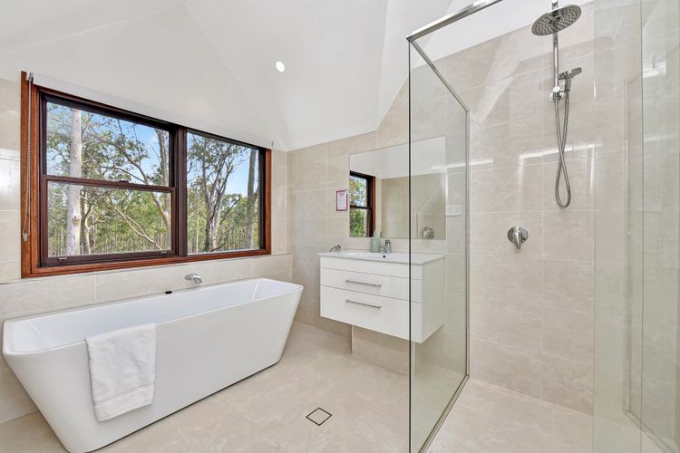 Standen Manor, Hunter Valley — Country Estate & Stables