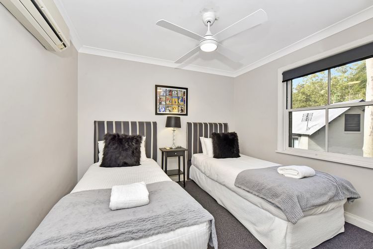 Ar’ Heafy Lodge Premium Private Villa Located within Cypress Lakes Resort