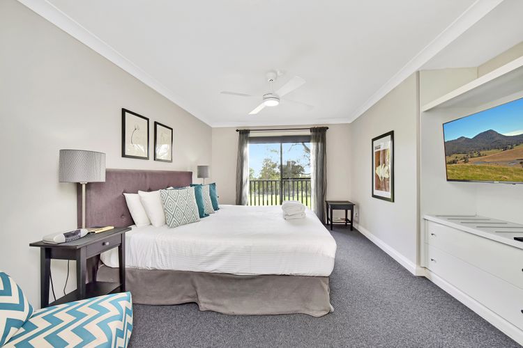 Ar’ Heafy Lodge Premium Private Villa Located within Cypress Lakes Resort