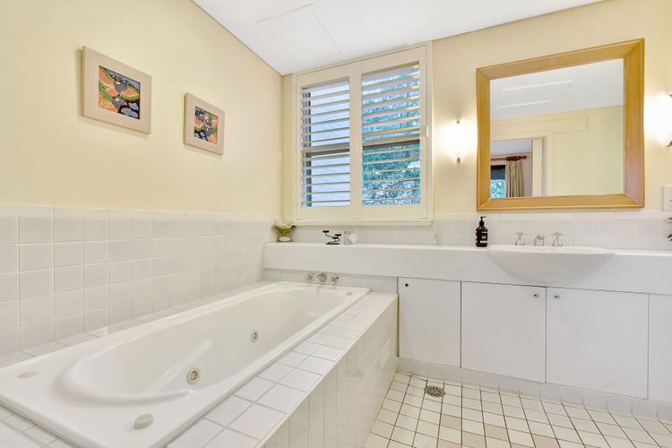 Private 1bdr Villa Pinot located within Cypress Lakes Resort