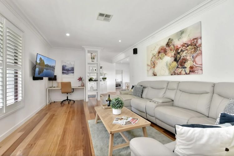 Palmers Lane Vineyard Homestead and Cottage