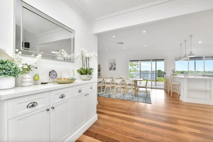 Palmers Lane Vineyard Homestead