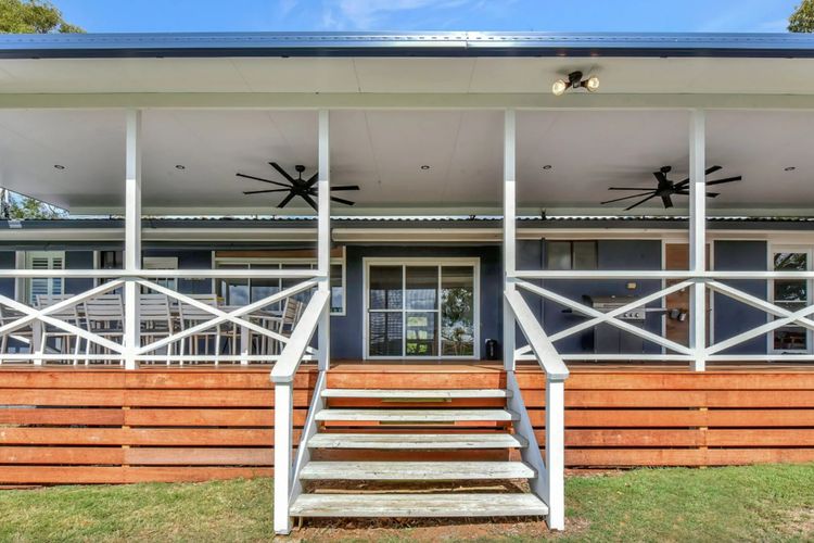 Palmers Lane Vineyard Homestead