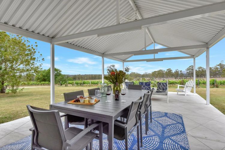 Private Vineyard Estate – Stay Among the Vines – 5 Boutique Cabins