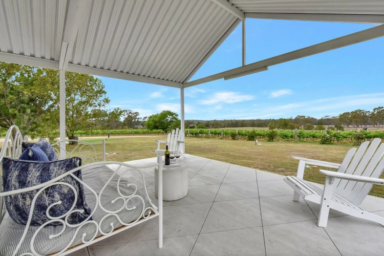 Private Vineyard Estate – Stay Among the Vines – 5 Boutique Cabins