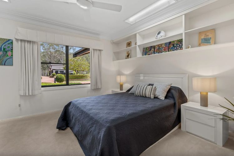 Lakeside Memories Grande Estate