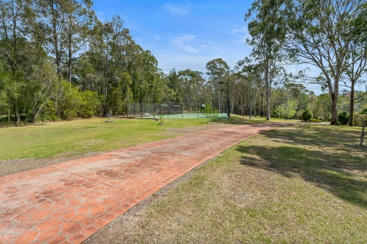 Lakeside Memories Grande Estate