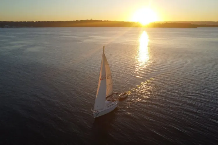 The Little Lake House Waterfront